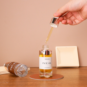 Frasco cuentagotas de vidrio de lujo de 30ml con tapa de oro rosa Base cortada en forma de flor para embalaje de suero de aceite esencial - Product Image 4