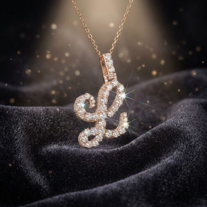 Colgante con Letra L en Oro Rosa y Diamantes, Corte Brillante Redondo, Diamantes Naturales, Estilo Lujoso, Unisex, para Uso Diario - Product Image 3