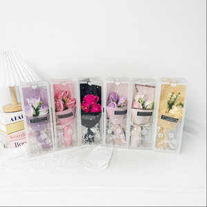 Flores de Jabón para el Día del Maestro y San Valentín, Rosas Simuladas en Caja para Amigos - Product Image 1