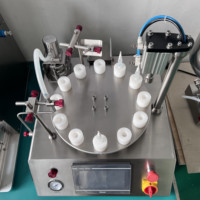 Machine de scellage d'ampoules en verre, appareil de dosage de solution, machine à liquide