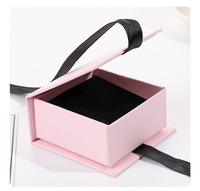Boîte à bijoux de luxe personnalisée en carton rigide, type aimant, finition brillante/mat, gaufrage pour colliers