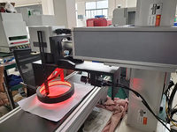 La meilleure machine de gravure laser uv avec caméra de vision CCD laser mopa laser JPT machine métal gravé avec convoyeur