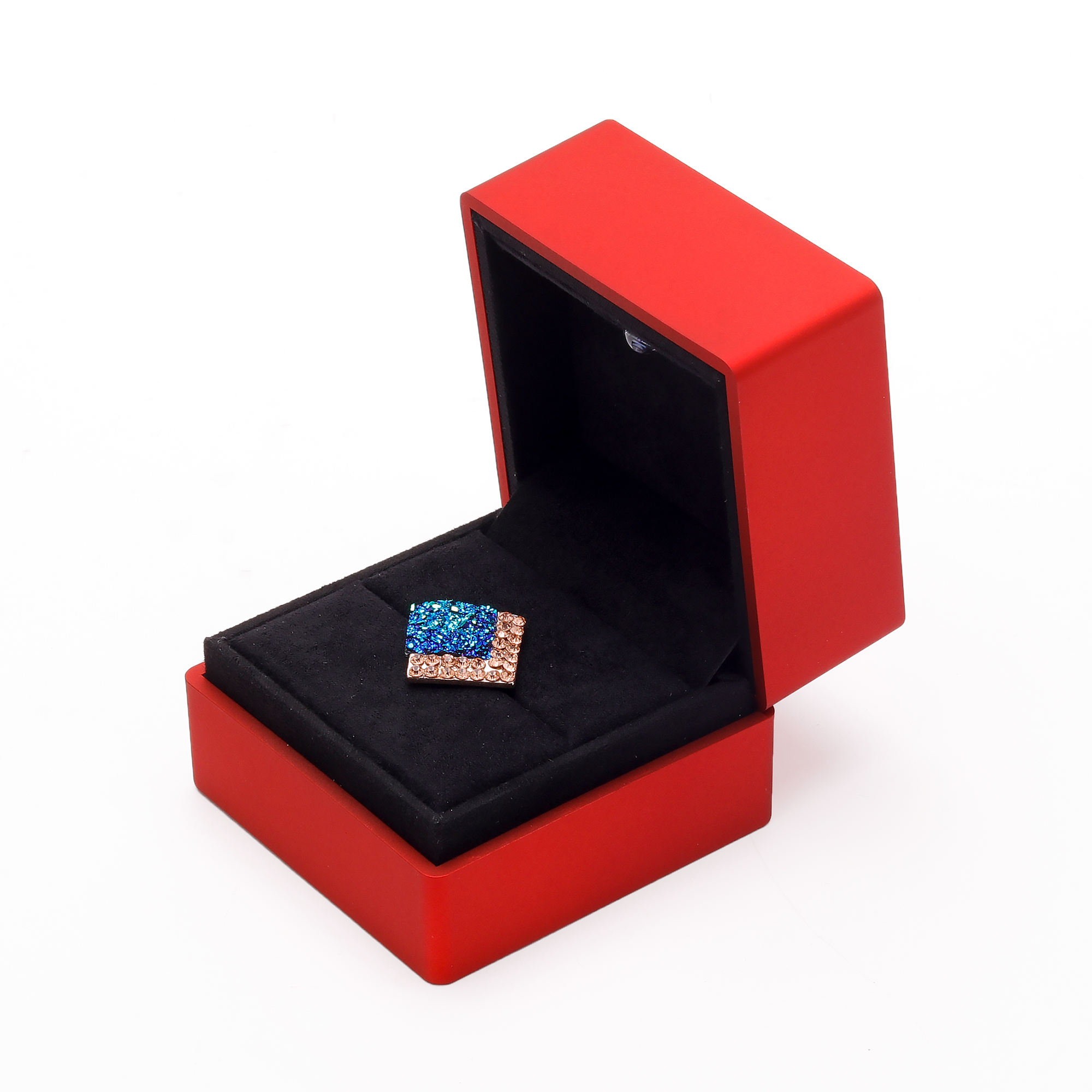 boîte à broches rouge