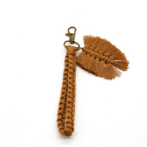 <span class=keywords><strong>Porte</strong></span>-clés tissé <span class=keywords><strong>en</strong></span> métal macramé de style bohème breloque de sac à la <span class=keywords><strong>main</strong></span> avec feuille suspendue <span class=keywords><strong>porte</strong></span>-clés à la mode - Product Image 6