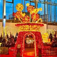 Illuminazione LED Impermeabile IP65 a Forma di Cappello di Babbo Natale per Decorazioni Festive Interne/Esterne, Giardini, Piazze, Centri Commerciali e Parchi