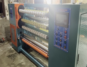 Cinta adhesiva de embalaje Bopp superclara Máquina de rebobinado Cortadora automática rebobinadora - Product Image 4