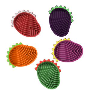 Comedero para Perros de Silicona Personalizado 2024, Libre de BPA, con Ventosas, Ecológico, Antideslizante, de Alimentación Lenta, para Perros y Gatos - Product Image 1