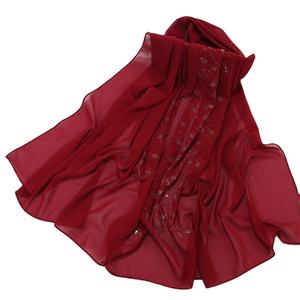 Hiyab de Gasa con Perlas, Turbante Musulmán de Verano al por Mayor, Diseño Estampado de Lujo, Jersey Premium con Gorro Interior a Juego - Product Image 2