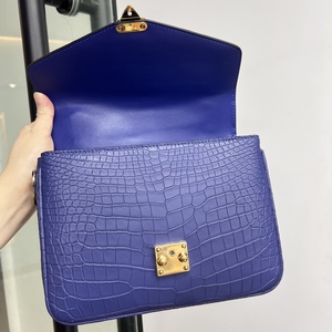 Bolso de Mano de Cuero de Cocodrilo 100% Genuino para Mujer, con Cierre Azul Dorado, Estilo de Diseñador de Lujo, para Llevar Cruzado o al Hombro - Product Image 1