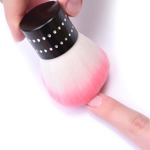 Cepillo de Limpieza de Uñas y Maquillaje con Degradado Rosa, Cepillo Suave para Eliminar Polvo de Uñas, Herramienta para el Cuidado de las Uñas y Manicura - Product Image 5
