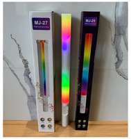 Tongkat Lampu LED RGB Portabel, Lampu Video Genggam dengan Barn Door, Lampu Pengisi untuk Fotografi Potret dan Siaran Langsung