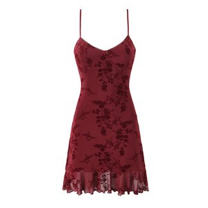 Abito Mini Slip Casual alla Moda con Spalline Sottili, Motivo Floreale e Colore <span class=keywords><strong>Bordeaux</strong></span> per Donne - Product Image 1