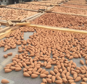 <span class=keywords><strong>Coni</strong></span> di <span class=keywords><strong>Incenso</strong></span> a Flusso Inverso in Legno di Sandalo Cinese Naturale Puro, Fatti a Mano, con 15 Minuti di Durata, per Tutte le Stagioni - Product Image 5