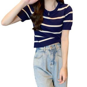 Summer Striped Knitted Short-sleeved T-shirt pour femmes Polyester Niche Slim-fit Design with Fitted Shoulder Top - Product Image 1