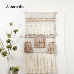 Tapiz de pared de ganchillo tejido de algodón, el mejor diseño, tapiz de pared hecho a mano, colgante de pared de la India - Product Image 1