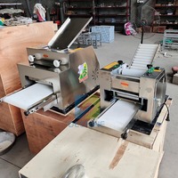 Machine à fabriquer des enveloppes de pâte pour petits raviolis carrés, wontons, samosas, raviolis