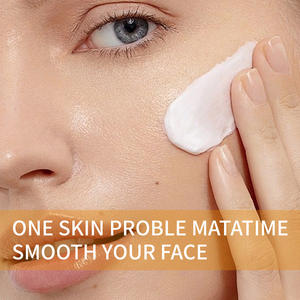 Crema Hidratante Personalizada OEM para Manchas Oscuras, Crema Facial con Niacinamida y Vitamina C para una Piel Radiante - Product Image 5