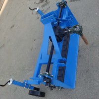 Petite moissonneuse pour l'ail, les carottes, la coriandre, les fraises, les semis, machine de récolte