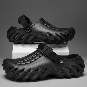 Nuevos <span class=keywords><strong>zuecos</strong></span> informales de verano para hombres con suelas gruesas <span class=keywords><strong>EVA</strong></span> antideslizantes Punta redonda de moda y chanclas de playa para interiores y exteriores - Product Image 6