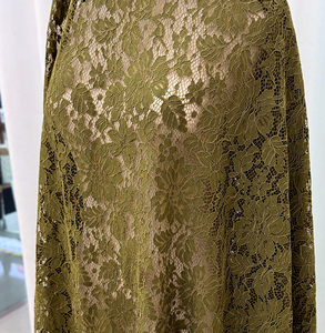 YY Hochwertiger Blumen-Nylon-Baumwollspitzenstoff Wimpern-Olivgrün Luxuriöser Französischer Spitzenstoff für Kleidung & Abendkleider - Product Image 2