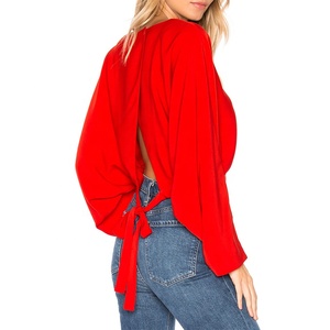 <span class=keywords><strong>Blusa</strong></span> Sexy Roja para Mujer con <span class=keywords><strong>Espalda</strong></span> Descubierta, Cierre Ajustable con Lazos en la <span class=keywords><strong>Espalda</strong></span>, Diseño Moderno con Abertura en la <span class=keywords><strong>Espalda</strong></span> - Product Image 1