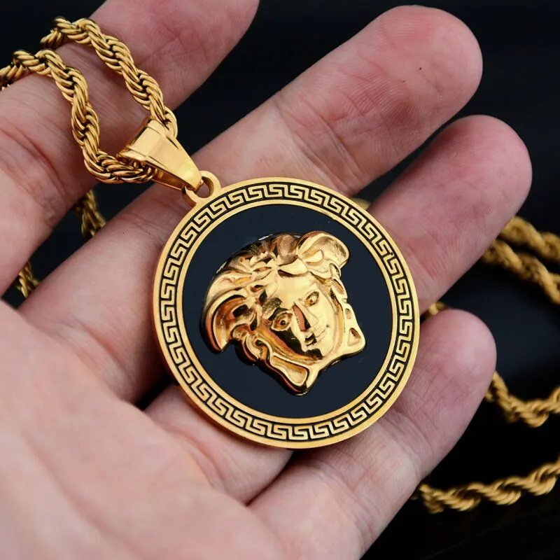 Ancient Greece Jewelry 3D Medusa Charms Fashion Greek Medusa New hiphop Popular Titanium Mens Gold Pendant Vsace Jewelry