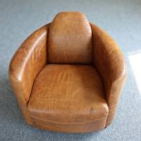 Amerikanischer Retro-Stil Echtleder Einzelsessel Designer-Loungesessel für Wohnzimmer Whiskey-Zigarren-Bar-Stuhl Clubsessel