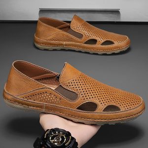 Sandales d'été respirantes 2026 pour hommes – Chaussures décontractées de sport en plein air à semelle souple et légère – Confortables et ajourées - Product Image 1