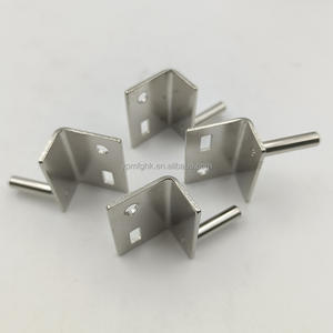 Service de fabrication de tôles pour boîtiers électriques en aluminium, acier, plastique, poinçonnage CNC, formage de filetage, assemblage, surface - Product Image 1