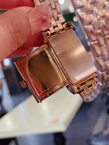 Reloj de cuarzo rectangular para mujer, con segunda manecilla pequeña, pulsera de acero inoxidable, elegante reloj de pulsera para ocasiones diarias y formales - Product Image 6