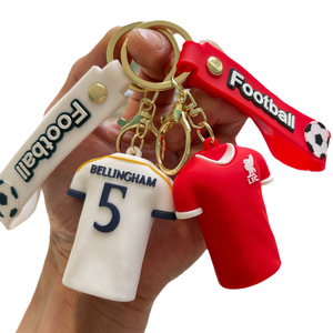 Llavero de PVC con diseño de camiseta de fútbol, figura de dibujos animados, colgante para mochila, llavero de coche, pequeño <span class=keywords><strong>regalo</strong></span> al por mayor, modelo YP312 para niños y amigos - Product Image 5