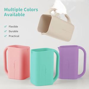 Gobelet de rinçage pour bébé en silicone sans BPA avec ventouse, doux et sans larmes, pour bébés et tout-petits - Product Image 4