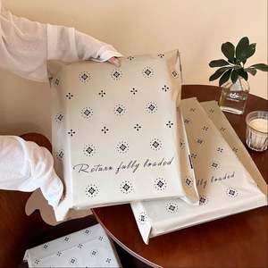 Bolsas de Correo Ecológicas de Material Nuevo Personalizadas, Bolsas de Embalaje de Ropa, Bolsas de Embalaje de Plástico para Ropa - Product Image 1