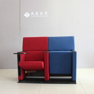 تصميم حاصل على براءة اختراع لكرسي سينما قابل للطي من القماش طراز LK-913 مع لوح كتابة - Product Image 5