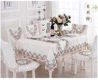 Chemins de table ronds carrés en mélange de lin brodé de style européen Nappe de table