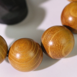 Sandalwood <b>Bracelet</b> 20mm Wooden Beads Unisex Religious Ceremony Jewelry - Product Image 3