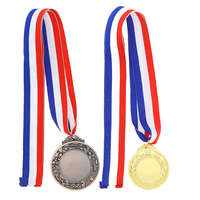 Médailles personnalisées bon marché, gravure par sublimation, médailles de sport de football, marathon, époxy, or, médailles et trophées en métal vierge