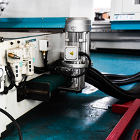 Machine industrielle CNC pour le travail du bois de 52 kW haute puissance pour la fabrication de pieds de meubles
