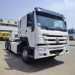 Entrega rápida Sinotruck Howo Tractor <span class=keywords><strong>de</strong></span> <span class=keywords><strong>segunda</strong></span> mano Camiones 6x4 10 ruedas 40ton CNG Tractor Truck - Product Image 5