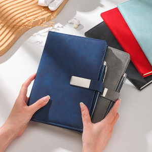 <span class=keywords><strong>Quaderno</strong></span> Personalizzabile di Alta Qualità con Copertina in Pelle PU, Pagine <span class=keywords><strong>a</strong></span> <span class=keywords><strong>Righe</strong></span> A5, Resistente, Leggero e Portatile per Ufficio e Viaggi - Product Image 2
