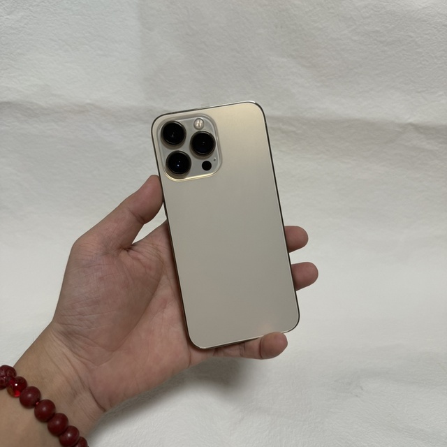 Factory Unlocked Used Original for 13 Pro Series Smart Mobile Phone 6GB RAM US Version 6.1" Screen 12MP Front/12.1MP Rear 5G
