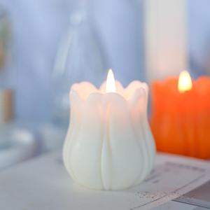 Moules à bougies artistiques en <span class=keywords><strong>cire</strong></span> <span class=keywords><strong>d</strong></span>'<span class=keywords><strong>abeille</strong></span> en forme de tulipe, design personnalisé - Bougies parfumées pour la <span class=keywords><strong>d</strong></span>écoration de la maison pour Thanksgiving et Diwali - Product Image 4