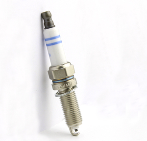 Pièces de moteur automobile et de <span class=keywords><strong>moto</strong></span> <span class=keywords><strong>haute</strong></span> <span class=keywords><strong>performance</strong></span>, bougies d'allumage en iridium Bujia 0242135527 YR7NE, <span class=keywords><strong>bougie</strong></span> d'allumage automobile - Product Image 1