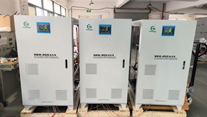 Stabilisateur/Régulateur de tension automatique AC servo 200 kVA, triphasé, 220/230 volts, 50 Hz/60 Hz, cuivre SVC - Product Image 4