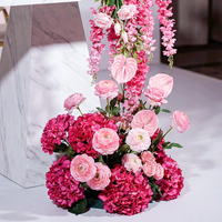 Roosrode kunstzijde bloemen voor het gangpad, bruiloft podiumdecoratie, handgemaakte bloemenbal als middelpunt voor feest- en evenementendecoratie