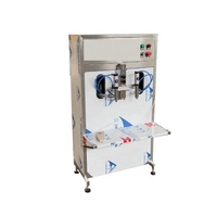 Machine de remplissage semi-automatique pneumatique haute précision pour eau minérale en verre, sauce soja, confiture et produits alimentaires