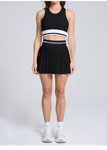 RUIQUWIN Vente en gros Ensemble de yoga 2 pièces pour femmes : Jupe plissée taille haute à rayures et brassière de sport dos nu, séchage rapide, pour le golf et le tennis - Product Image 4