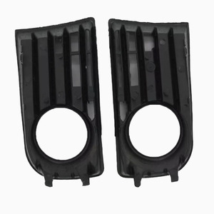 Bezel de phare antibrouillard Volkswagen Golf 5 1K0853665 1K0853666 Côté gauche et droit Matériau PP Fixation par vis - Product Image 5