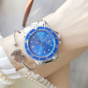 Montres homme quartz personnalisées, fabrication OEM, mode, calendrier automatique, mouvement japonais, acier inoxydable. - Product Image 4