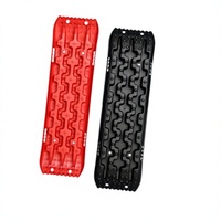 Planche de récupération antidérapante pour pneus de véhicule tout-terrain (Noir/Rouge) - Outil indispensable pour sortir de la boue, de la neige, du sable et pour le sauvetage en extérieur en conduite autonome